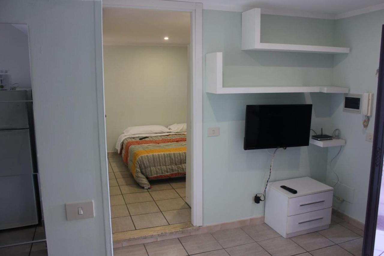 Bed and Breakfast Relais Maria Luisa Locazione Turistica Di Simona Capaccio Fiumicino Zewnętrze zdjęcie