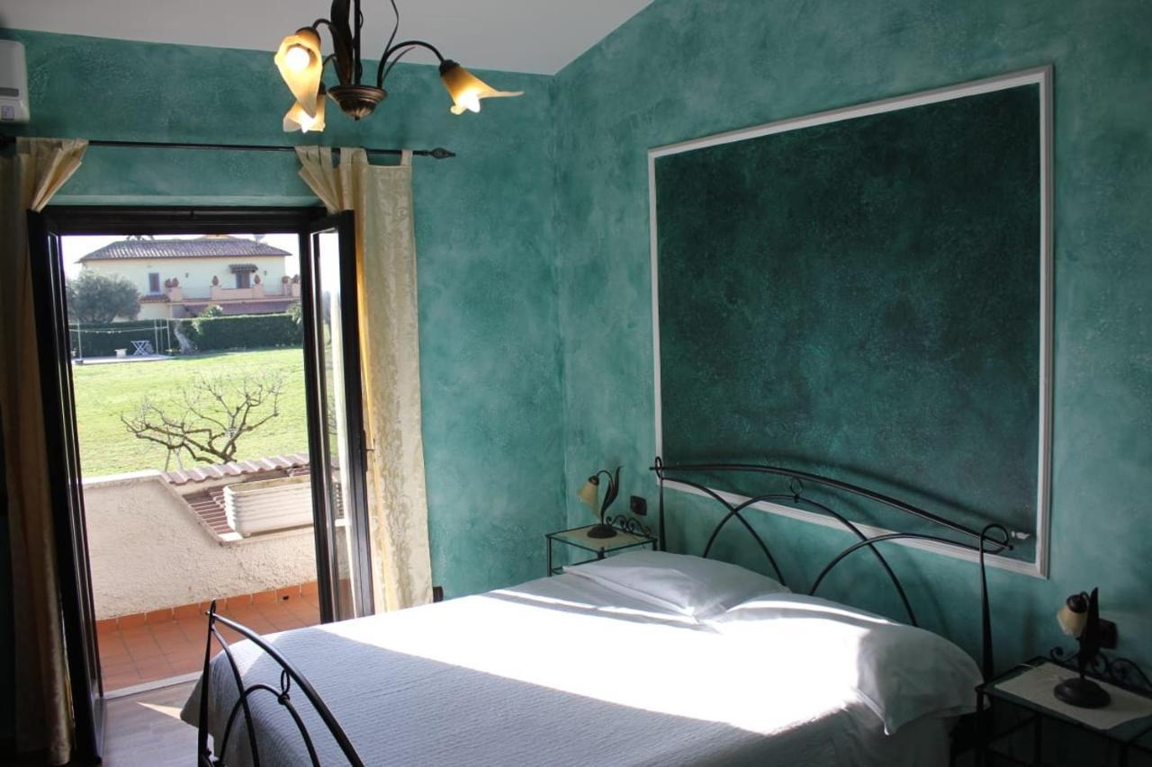 Bed and Breakfast Relais Maria Luisa Locazione Turistica Di Simona Capaccio Fiumicino Zewnętrze zdjęcie